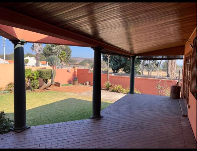 4 BEDROOM HOUSE FOR SALE IN GLENVISTA